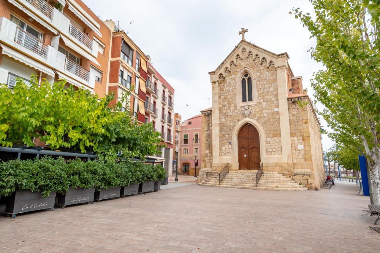 Acogedor Apartamento En Serrallo Tarragona Eksteriør billede